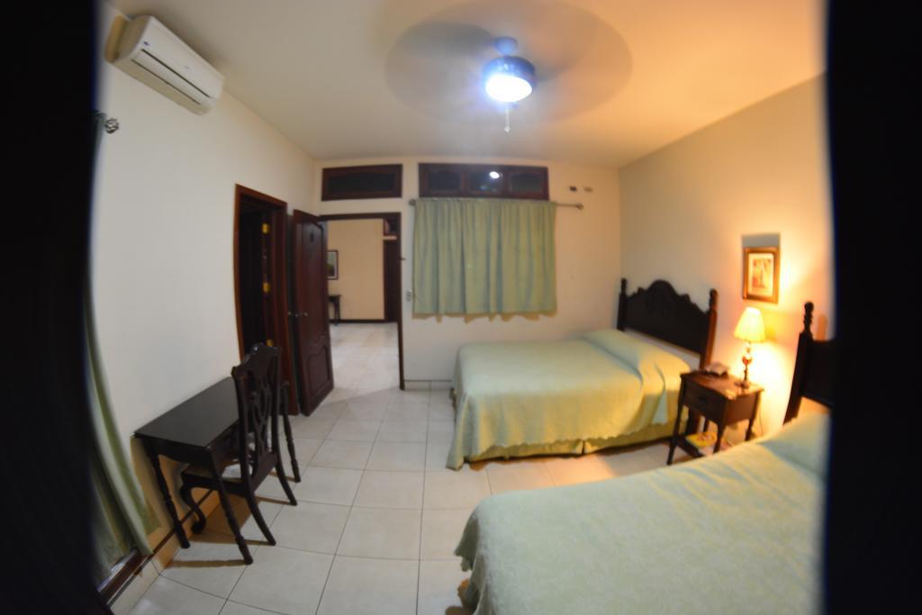 Hotel Internacional Манагуа Екстериор снимка